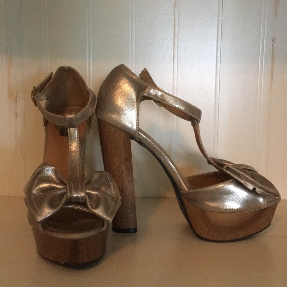 Charlotte Russe shimmering bow heels